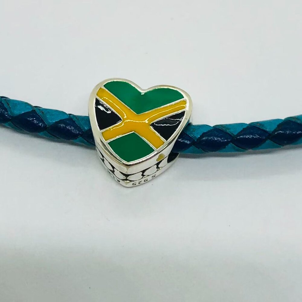 ✨✨Pandora Country Of JAMAICA Exclusive Flag Enamel Heart Charm